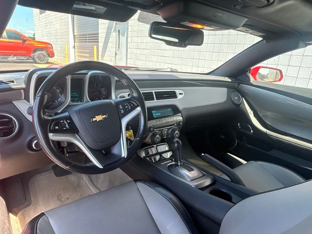 Used 2012 Red Chevrolet 2LT image 3