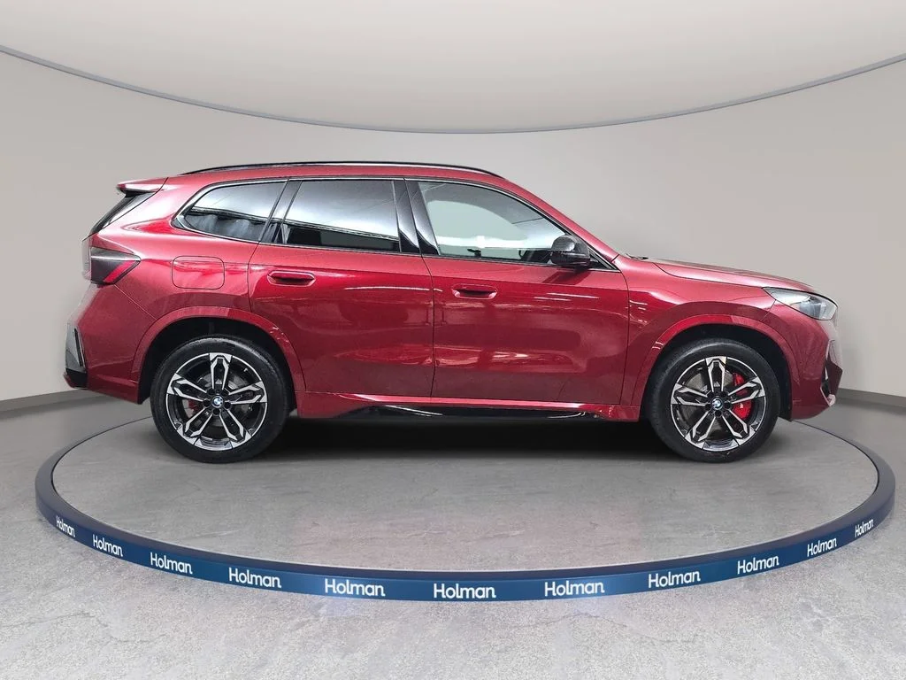 Used 2026 Vegas Red Metallic BMW xDrive28i image 5