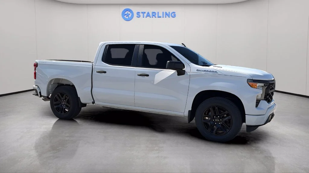 Used 2024 Summit White Chevrolet Custom image 14