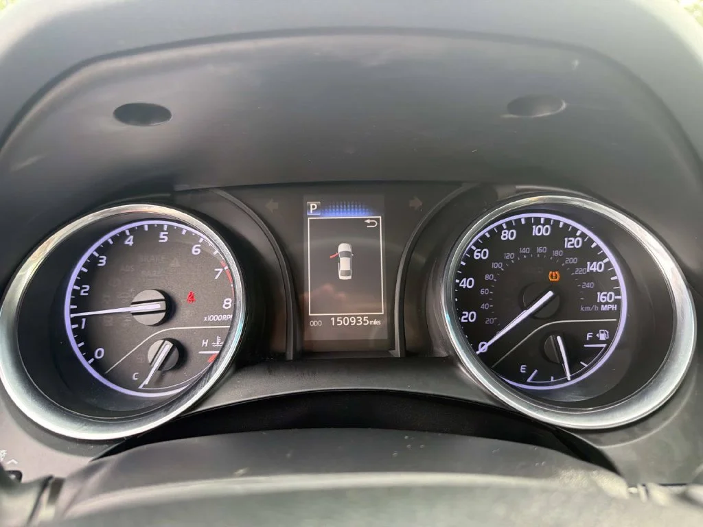 Used 2019 Blue Toyota SE image 19