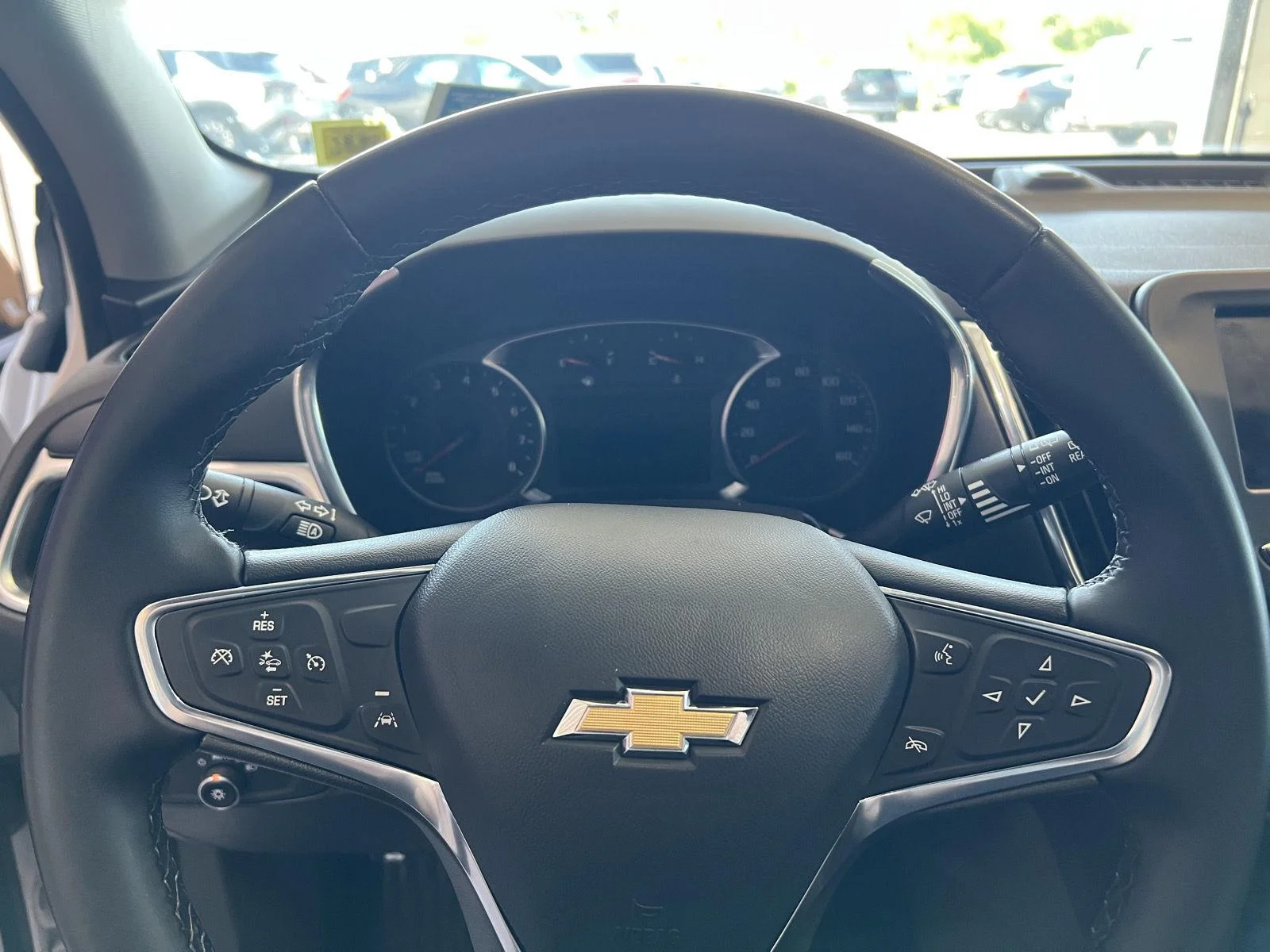 Used 2024 Summit White Chevrolet LT image 19