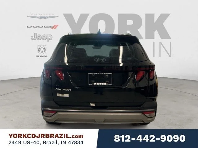 Used 2025 Black Hyundai SEL image 4
