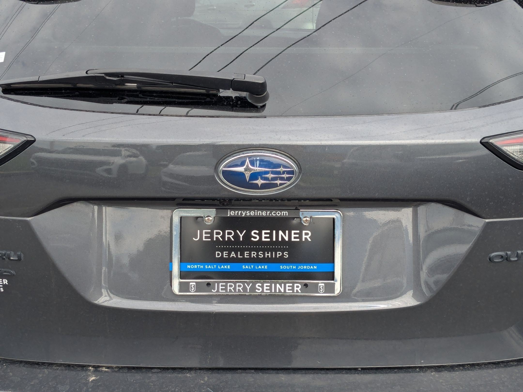 Used 2024 Magnetite Gray Metallic Subaru Onyx Edition image 14