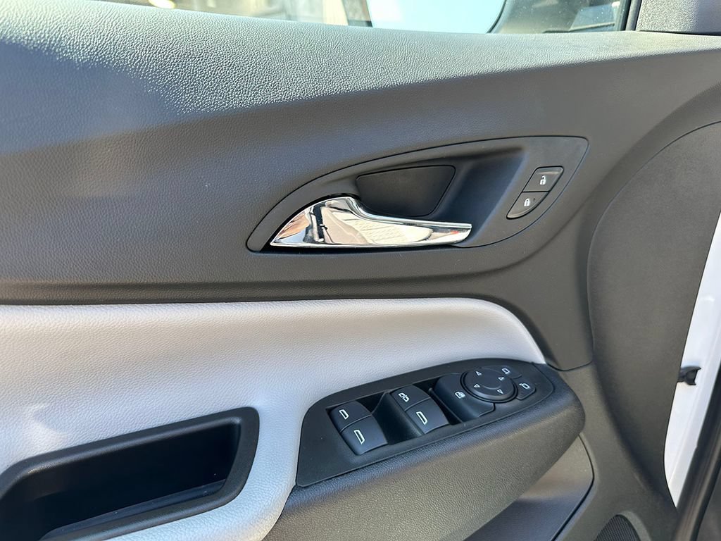 Used 2023 SUMMIT WHITE Chevrolet LS image 16