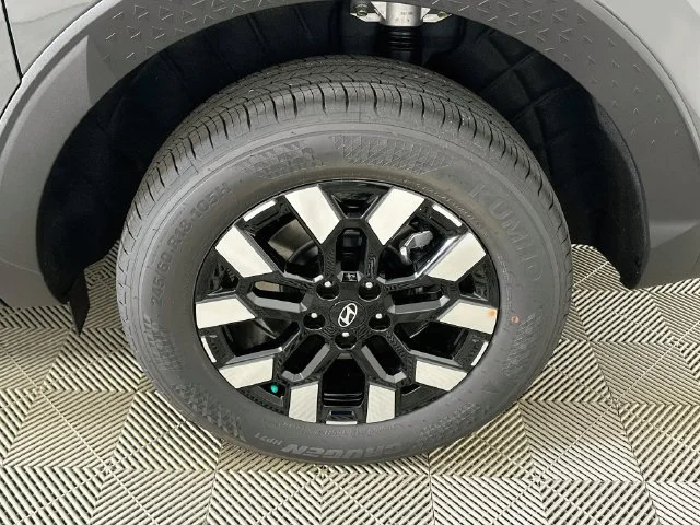 New 2027 Gray Hyundai SE image 21