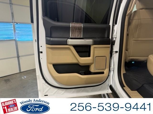 Used 2018 Oxford White Ford Lariat image 25