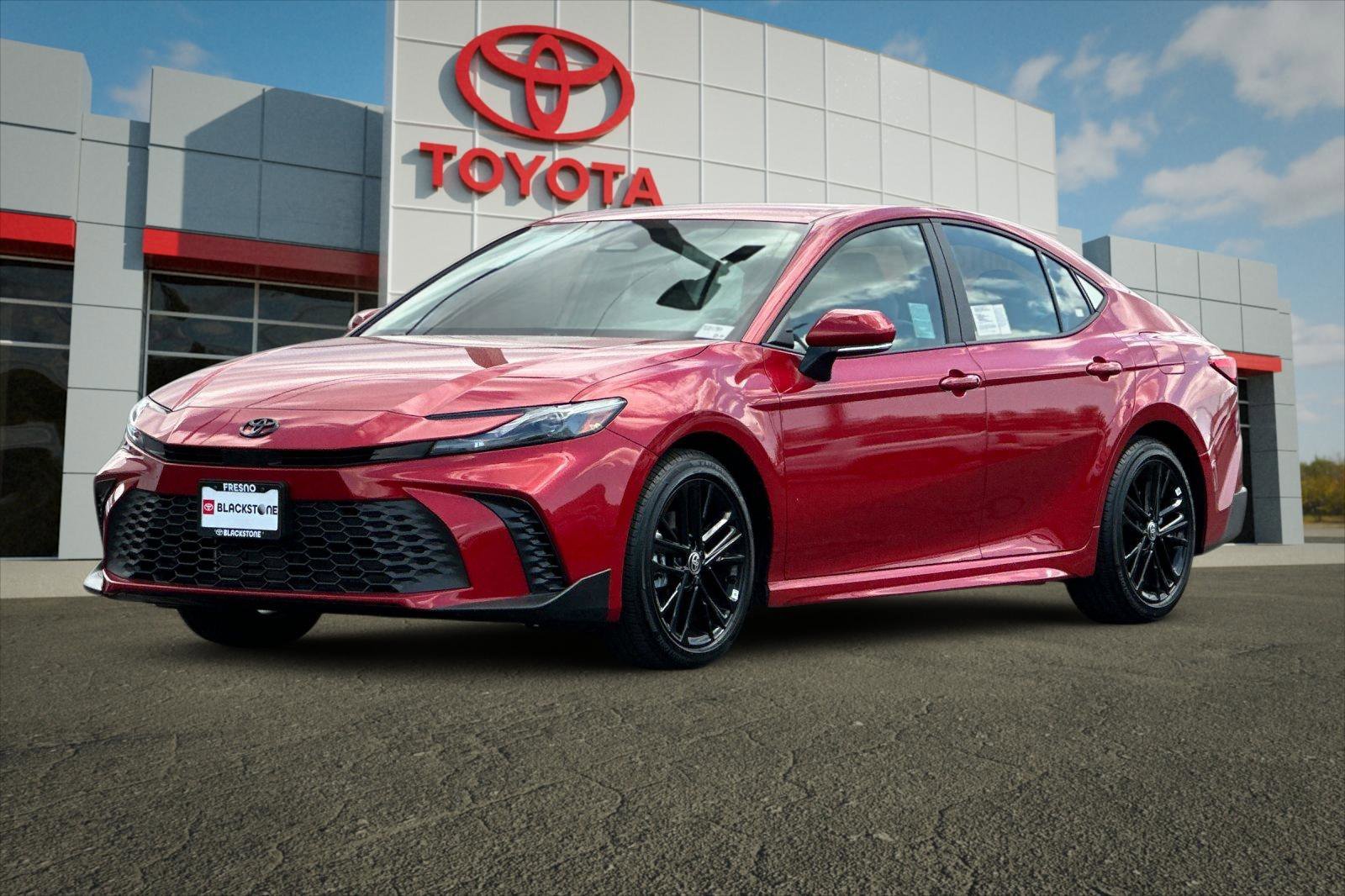 2026 Toyota Camry SE - Photo 7