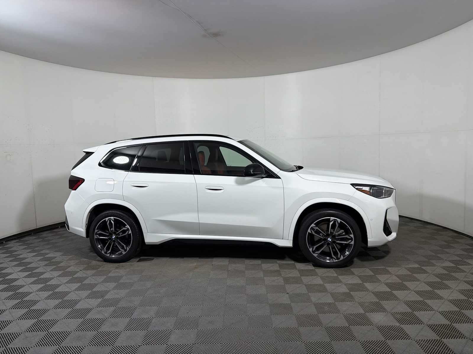 2023 BMW X1 28i - Photo 7