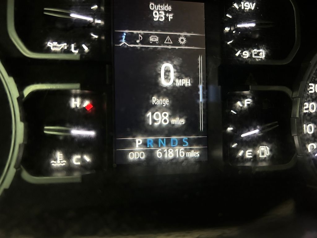 Used 2021 White Toyota SR5 image 10