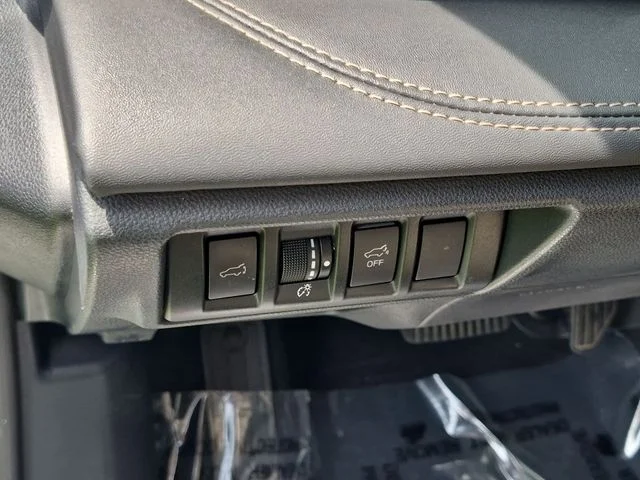 Used 2020 White Subaru Limited image 18