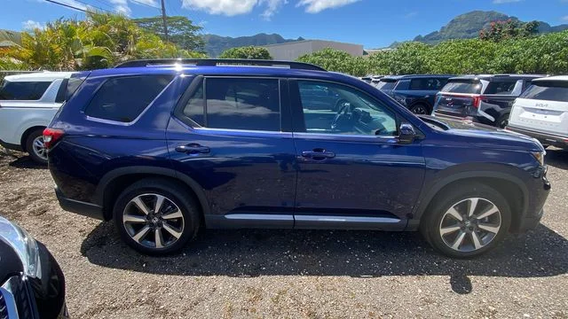 Used 2024 Blue Honda Touring image 6