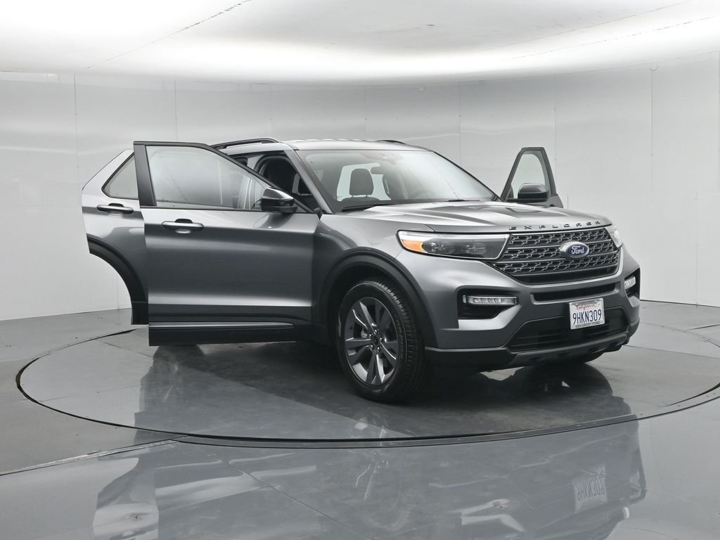 Used 2023 Gray Ford XLT image 35