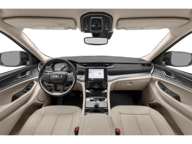 Used 2023 Silver Zynith Jeep Altitude X 4x4 image 4