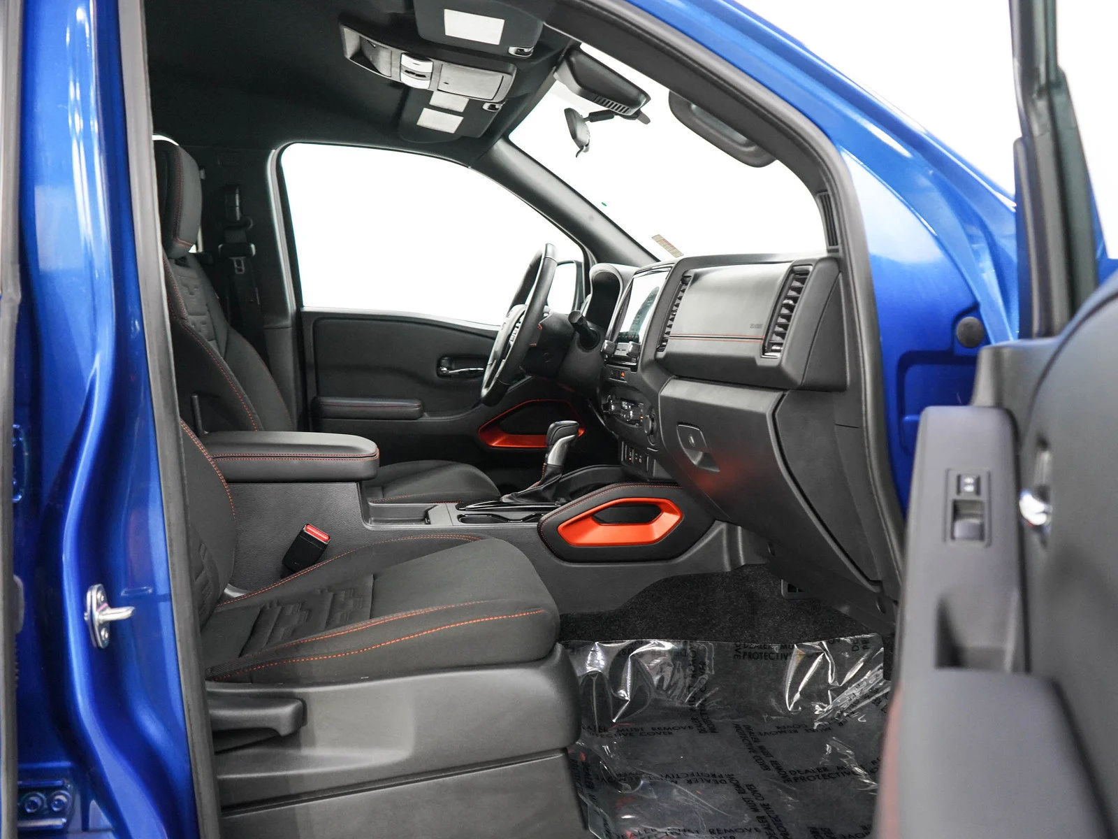 Used 2024 Bluestone Pearl Nissan PRO-4X image 12