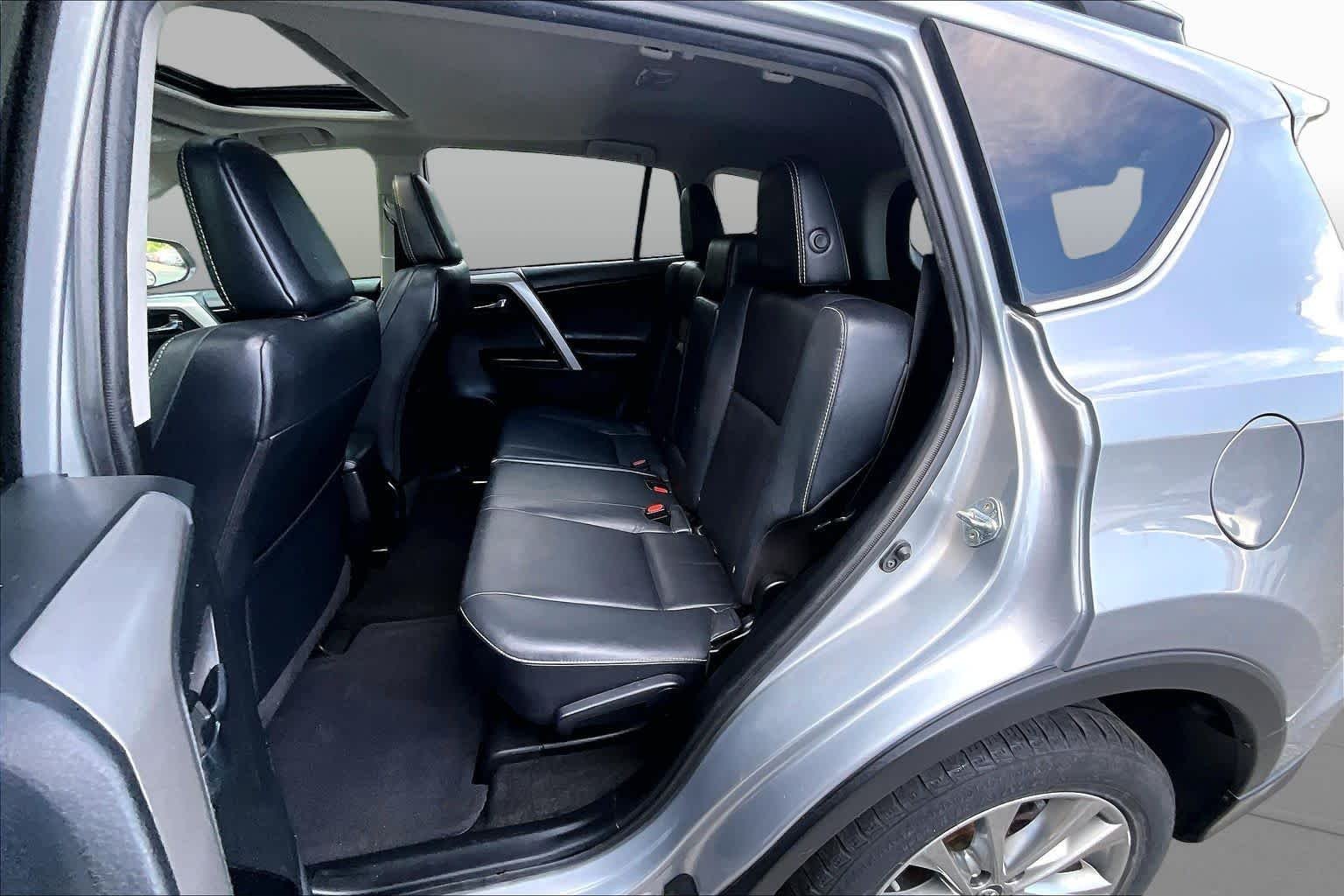 Used 2018 Silver Sky Metallic Toyota Limited image 20