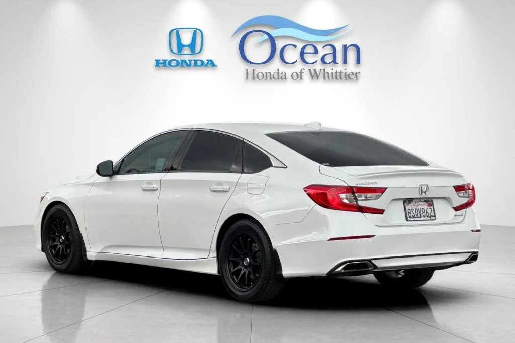 Used 2020 Platinum White Pearl Honda Sport image 6