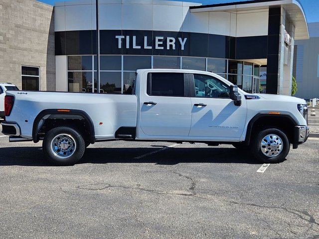 2025 GMC Sierra 3500 HD Pro DRW
