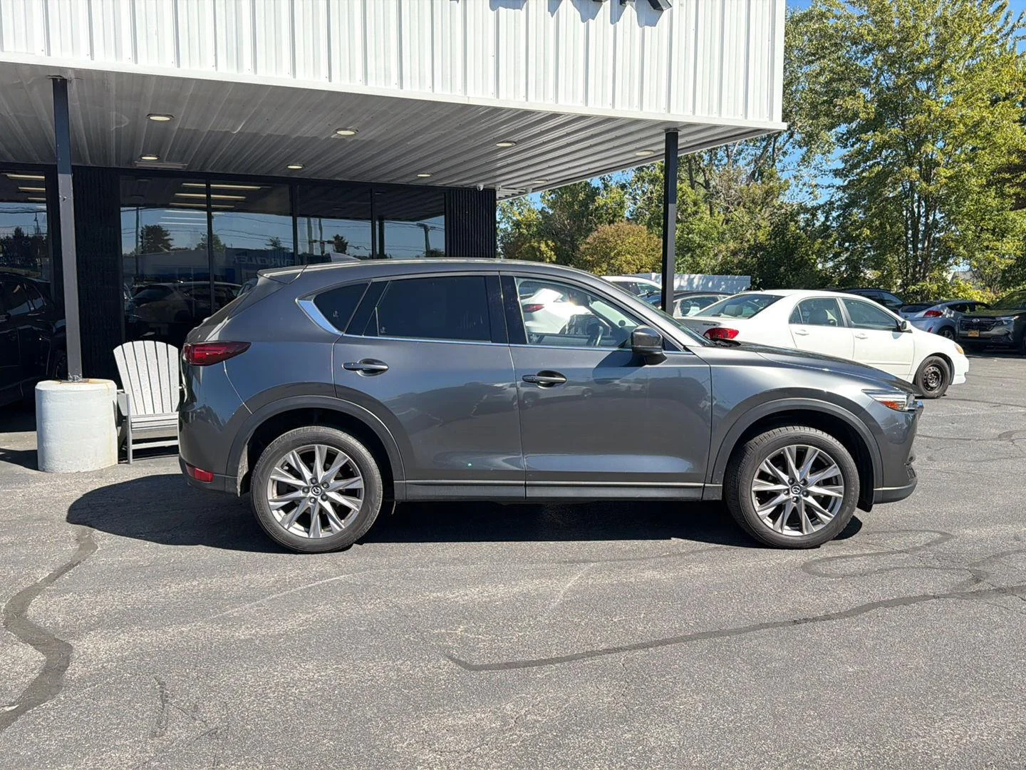 Used 2019 Machine Gray Metallic Mazda Grand Touring image 9