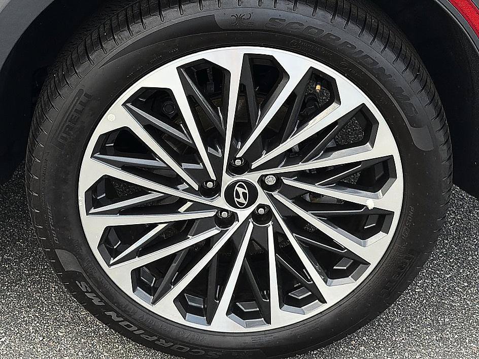 Used 2026 Ecotronic Gray Pearl Hyundai Calligraphy image 5