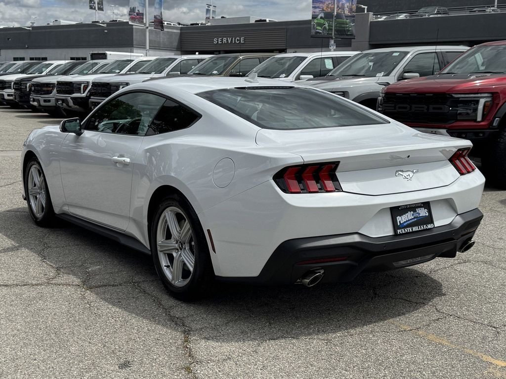 Used 2026 Oxford White Ford EcoBoost image 4