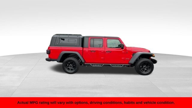 Used 2023 Red Jeep Mojave image 9