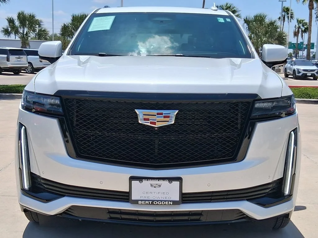 Used 2024 Crystal White Tricoat Cadillac Sport Platinum image 2