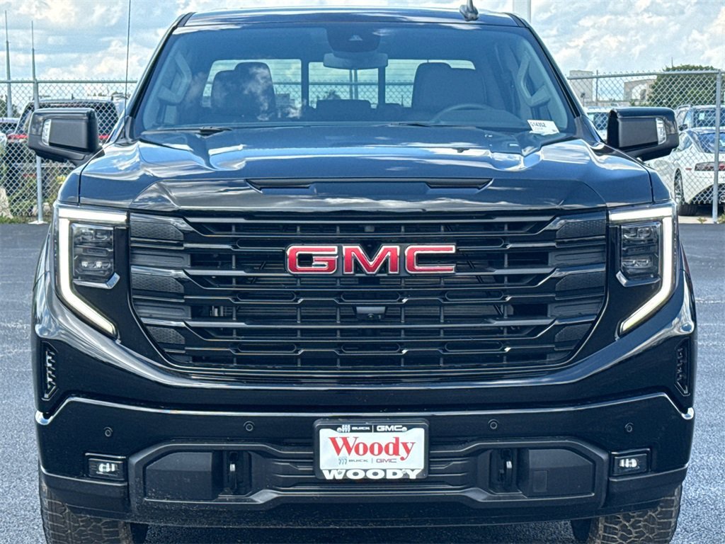 2026 GMC SIERRA - Image 2