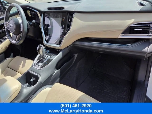 Used 2021 Crystal White Pearl Subaru Limited image 18