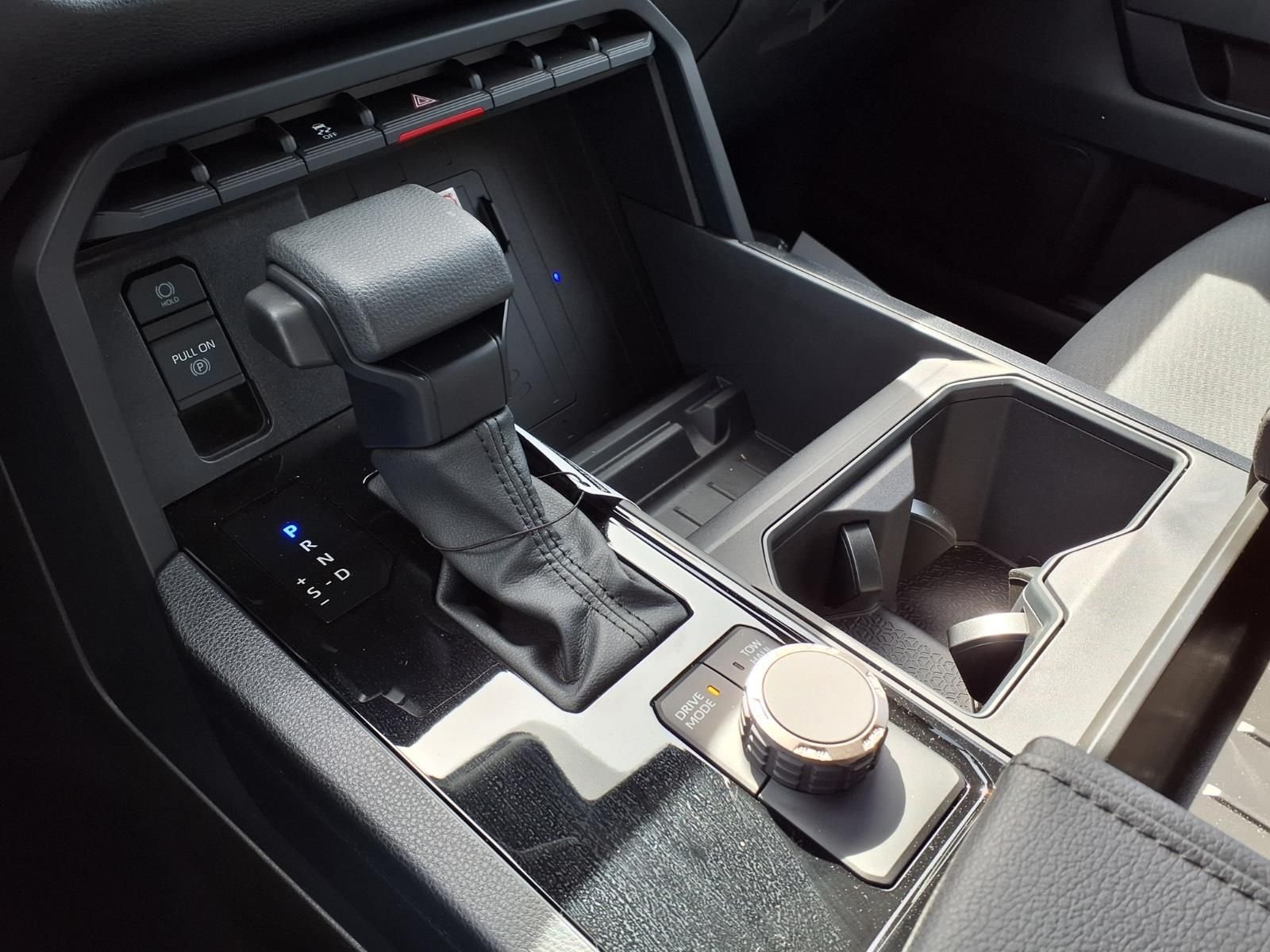 2026 Toyota Tundra SR5 - Photo 15