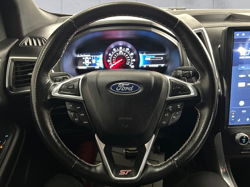 2023 Ford Edge ST - Photo 9