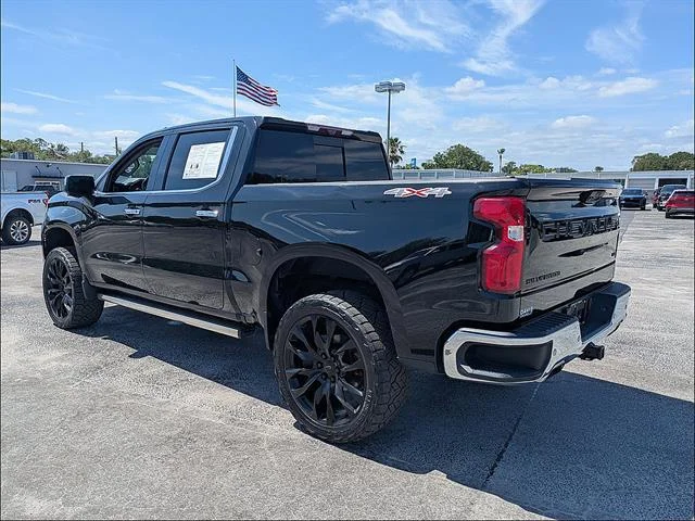Used 2022 Black Chevrolet LTZ image 5