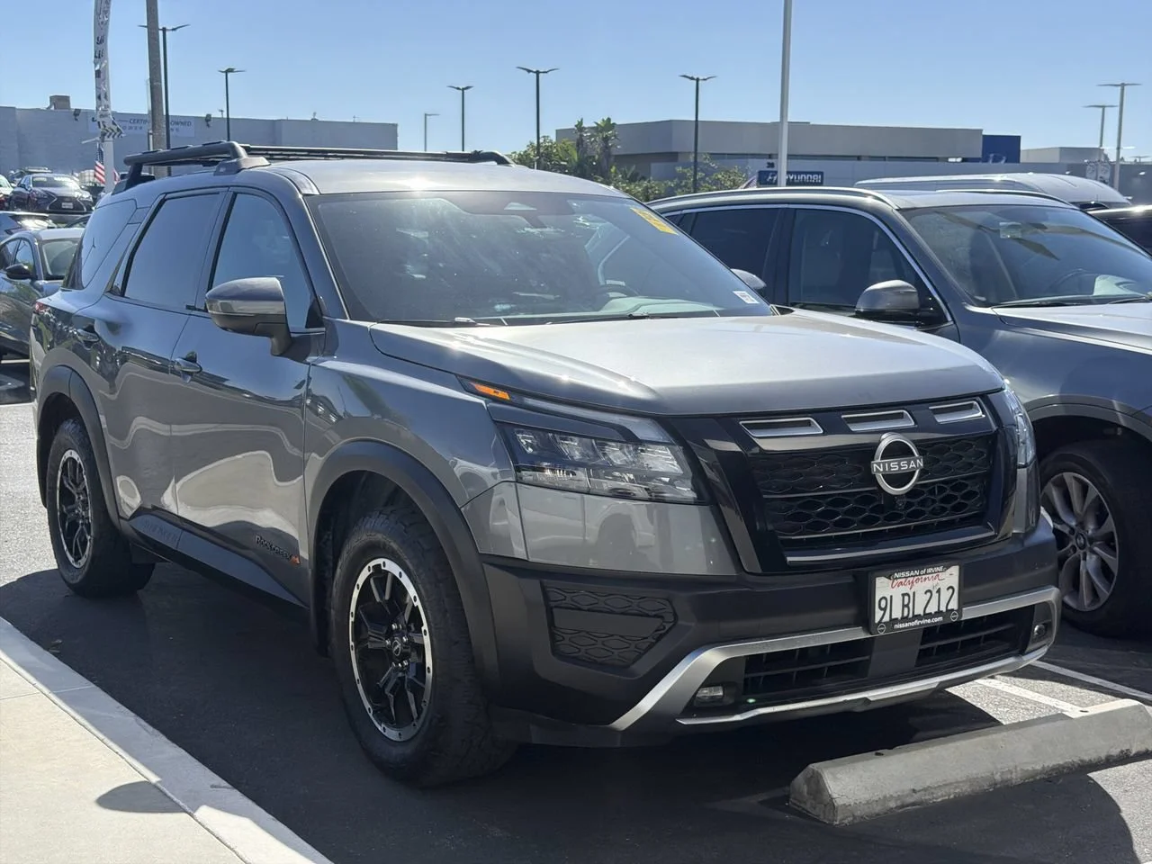 Used 2024 Gun Metallic Nissan Rock Creek image 2