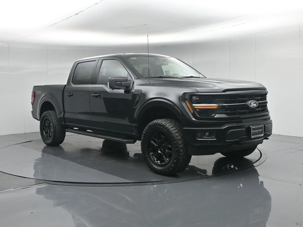 New 2026 Agate Black Metallic Ford XLT image 57