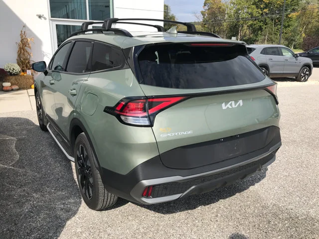 Used 2024 Jungle Green Kia X-Line image 3