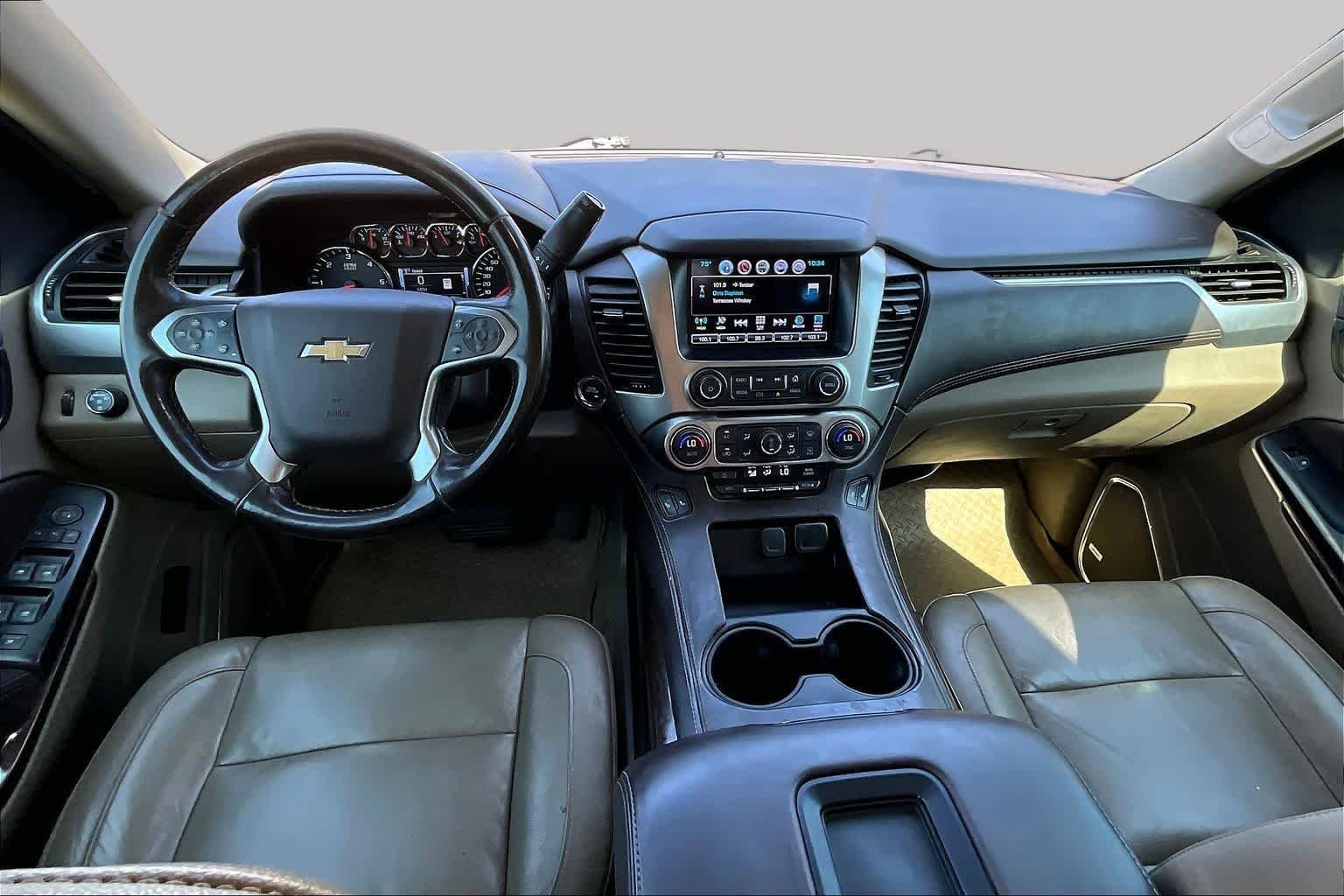 Used 2018 Iridescent Pearl Tricoat Chevrolet LT image 14