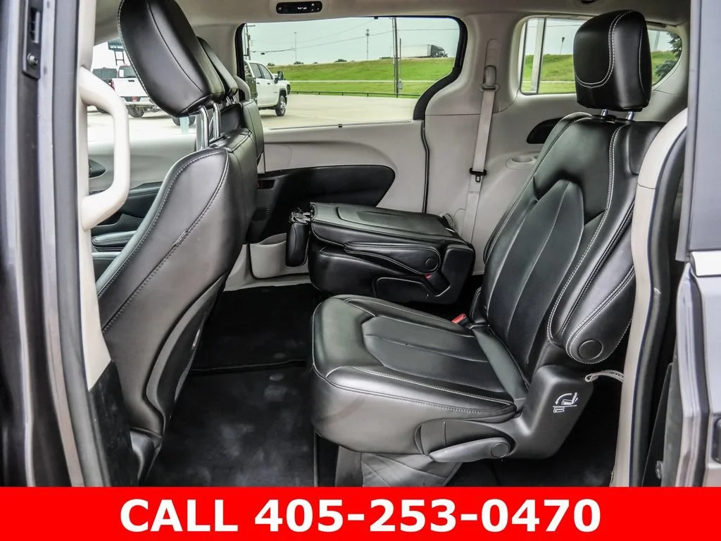 Used 2023 Gray Chrysler Touring L image 24
