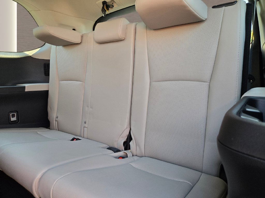 Used 2025  Toyota Limited image 14