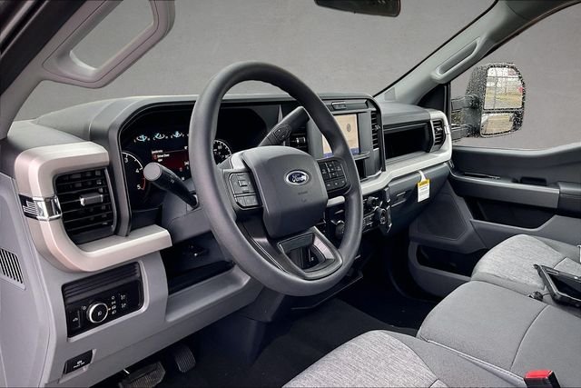New 2026 Gray Ford XL image 6