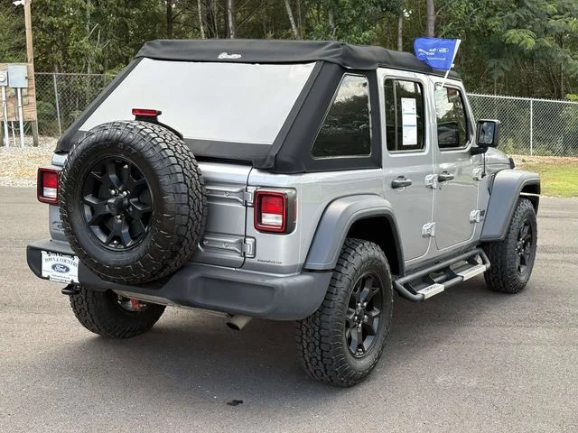 Used 2020 Billet Silver Clearcoat Metallic Jeep Unlimited Sport image 8