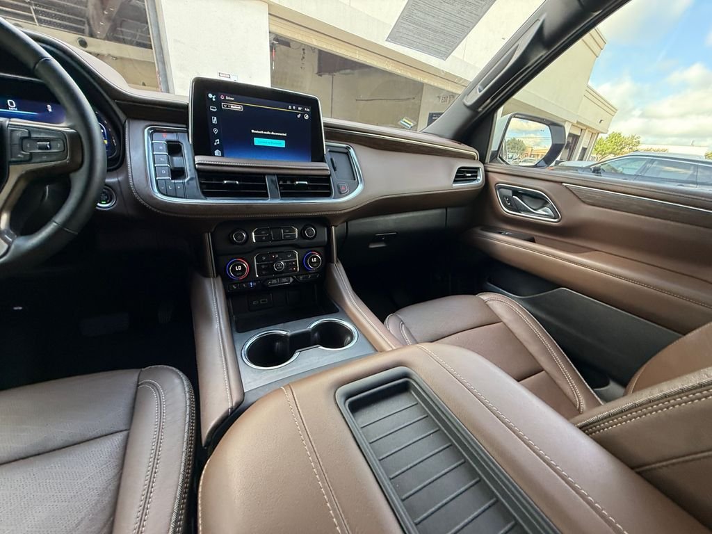 Used 2024 Beige Chevrolet High Country image 15