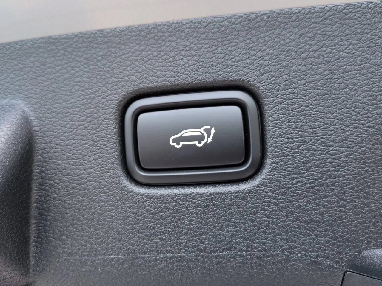 New 2027 Wolf Gray Kia EX image 15