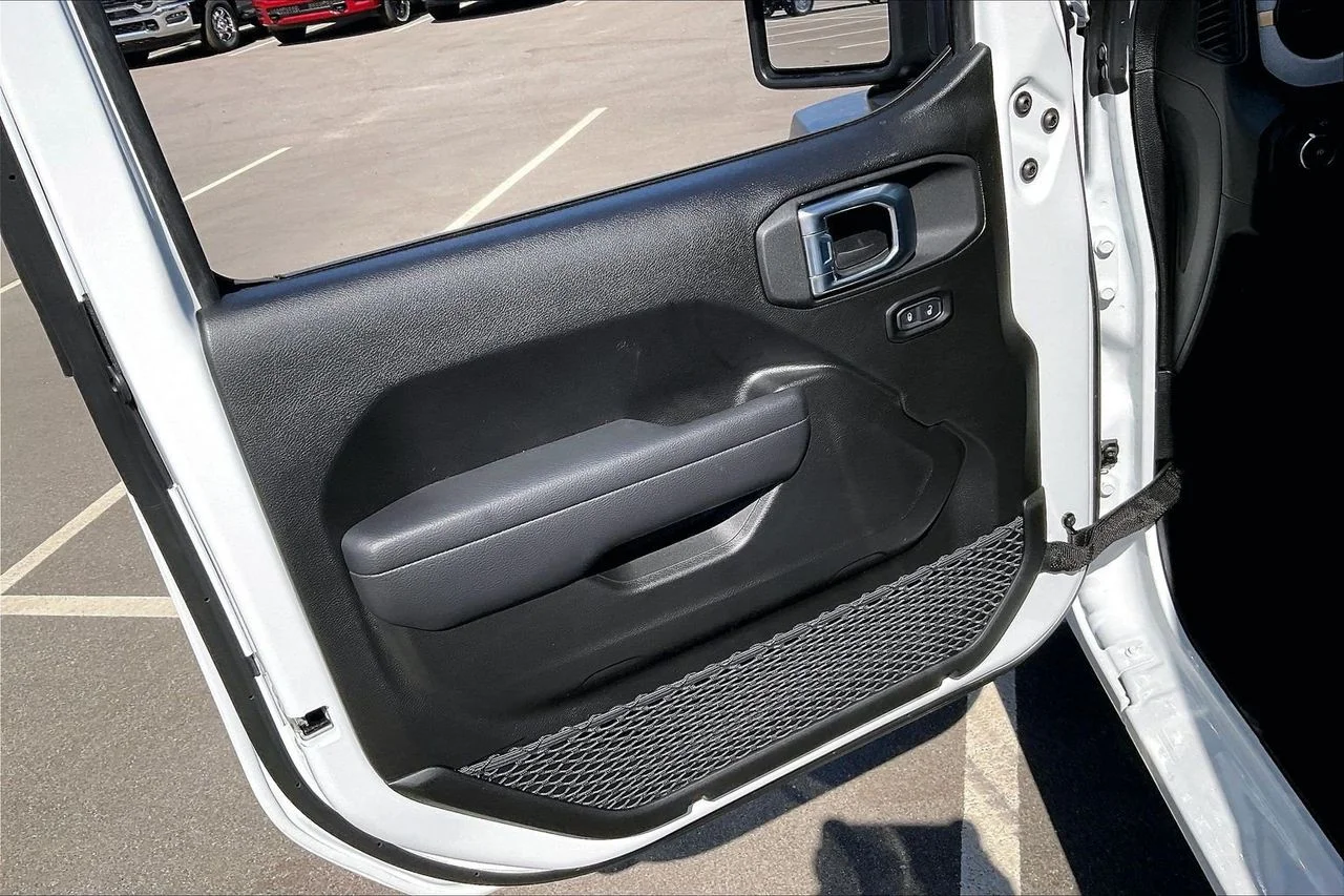 New 2026 Bright White Clearcoat Jeep Sport image 21