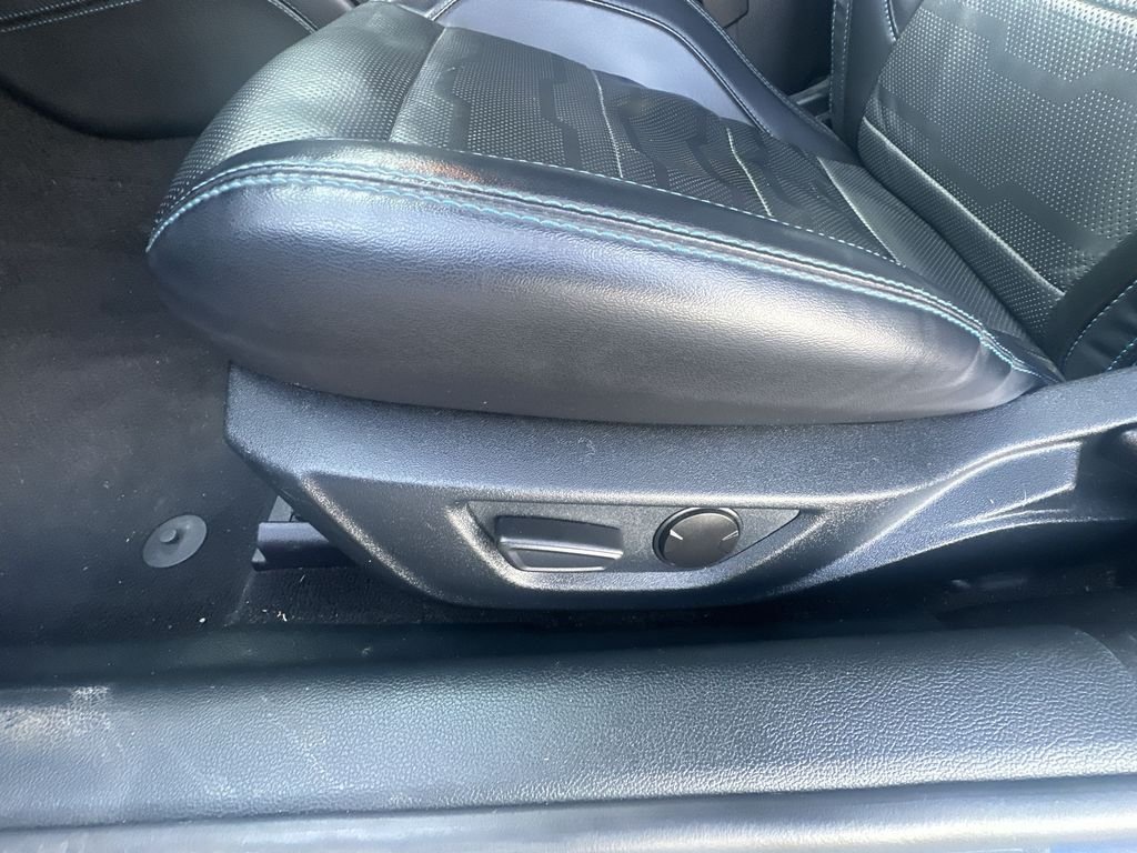 Used 2021 Blue Ford GT Premium image 18