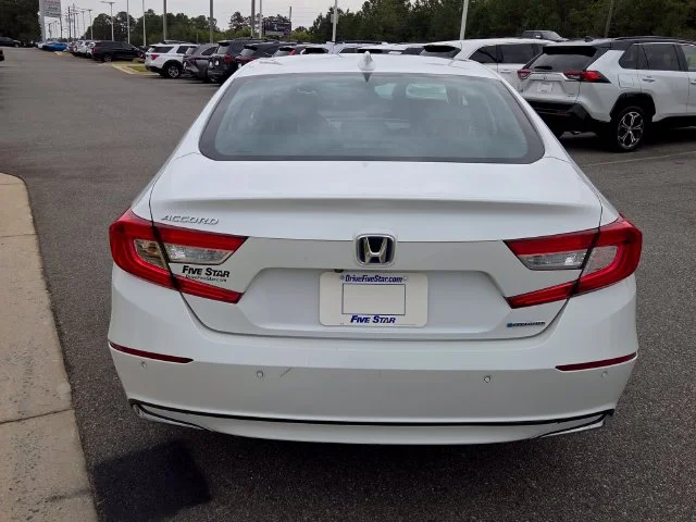 Used 2021 White Honda EX-L image 13