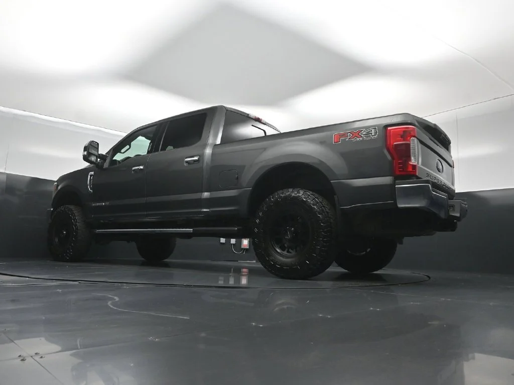 Used 2019 Gray Ford XLT image 44