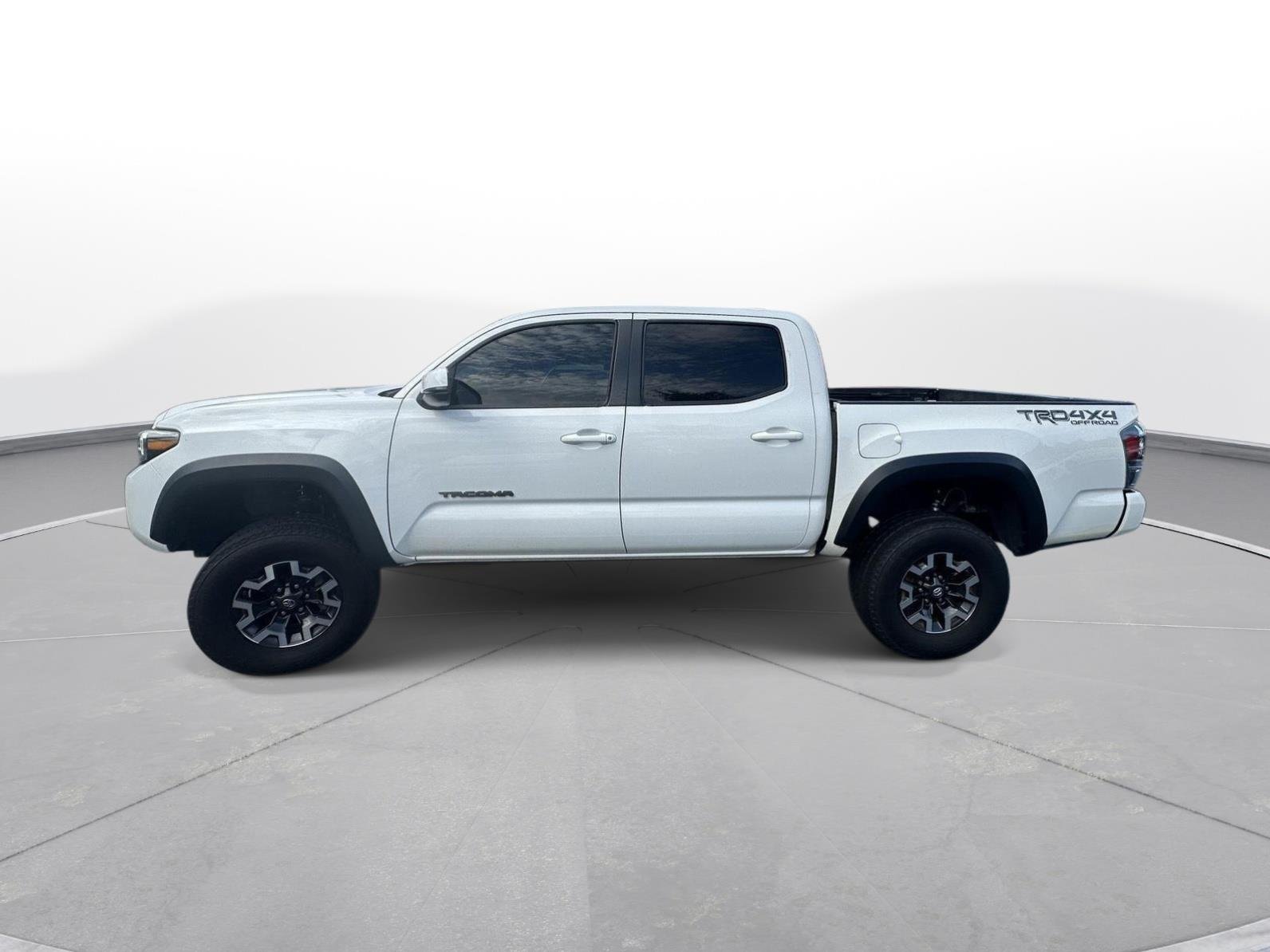 Certified Used 2020 Super White Toyota TRD Off Road image 9