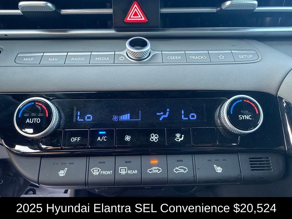 Used 2025 White Hyundai SEL Convenience image 28