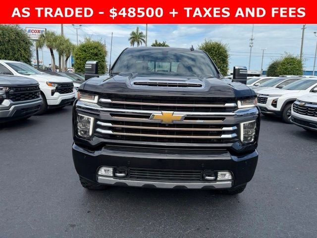 Used 2022 Black Chevrolet High Country image 2
