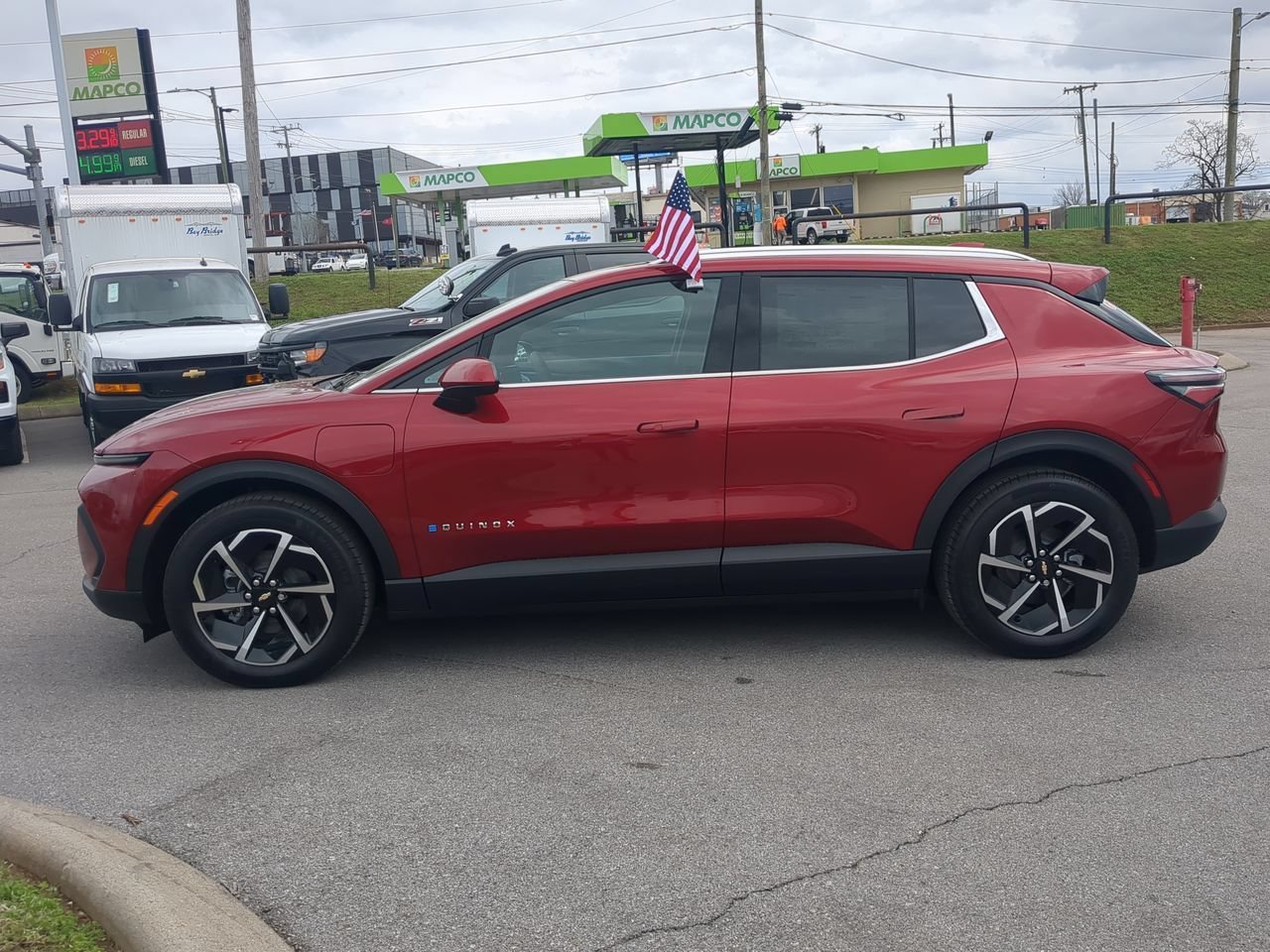 2026 Chevrolet Equinox EV 2LT - Photo 5