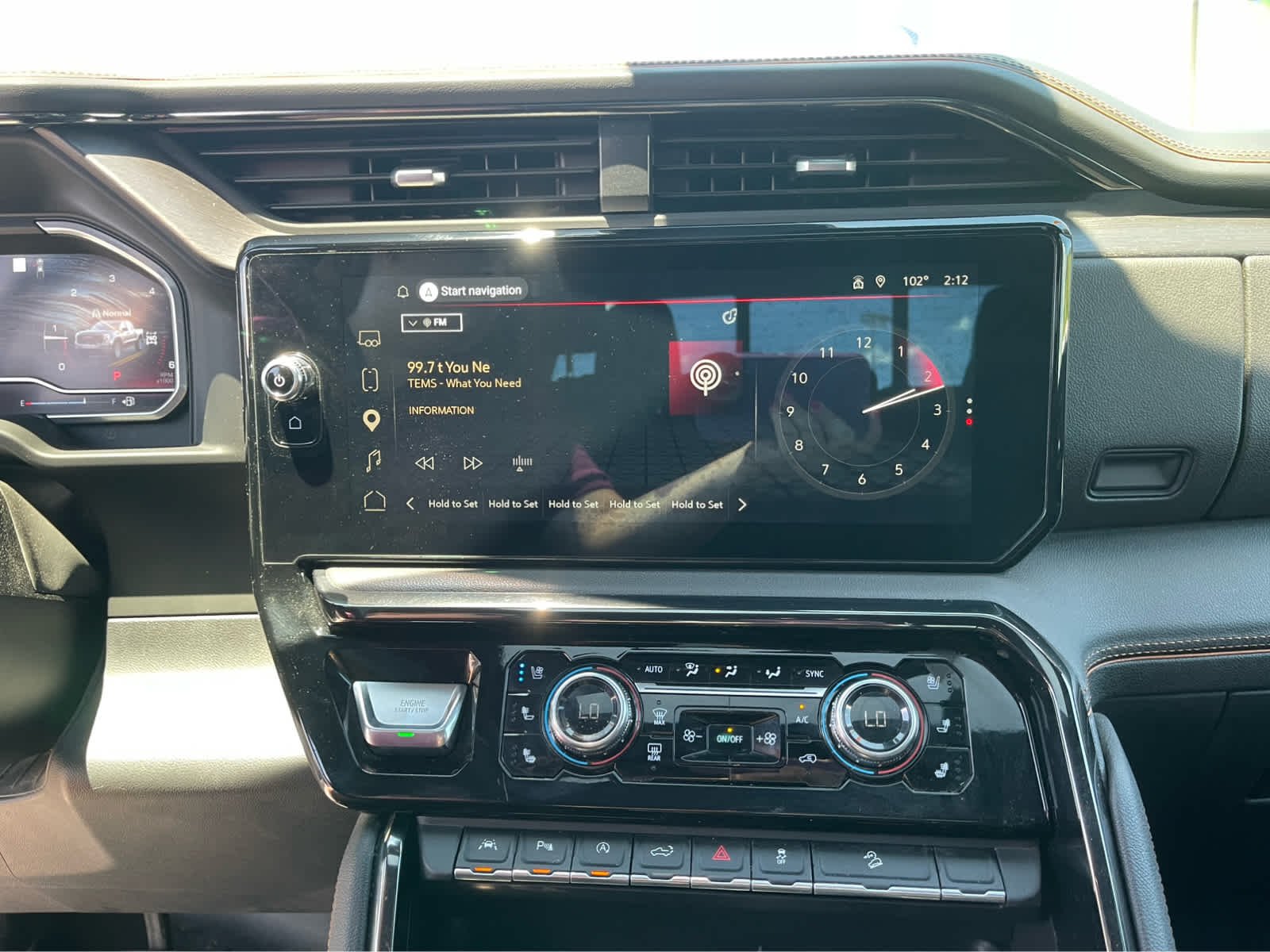Used 2023 Sterling Metallic GMC AT4 image 16